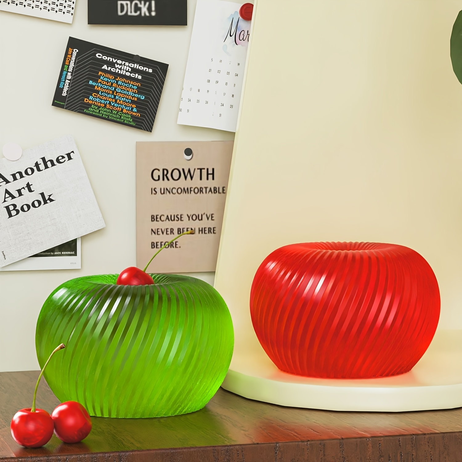A trendy red apple silicone mo - Candle Making Ideas 评论和价格